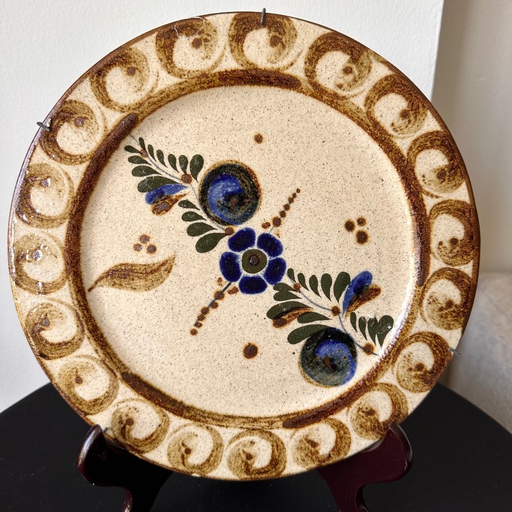 Vintage Tonala Mexican Pottery Stoneware Wall Plate Hand-Painted Floral Motif